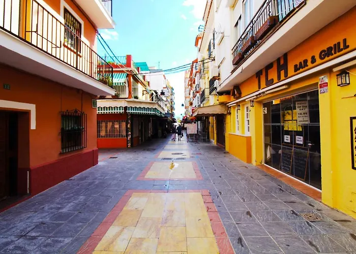 Calle Cruz * Фуэнхирола